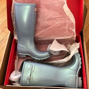 Hunter girls size 5 boots